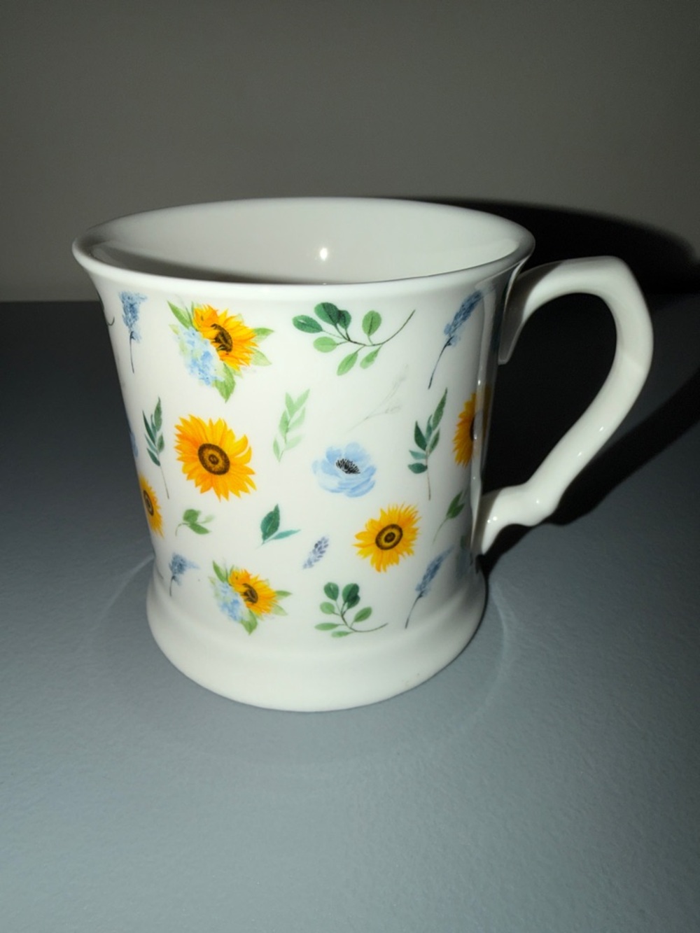 White Fine Porcelain Sunflower Mug with Yellow Floral Design